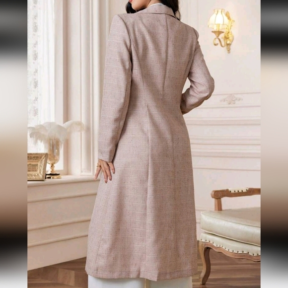 Elegant Solid Color Lapel Long Sleeve Ladies Regular Jacket - Picture 2 of 6